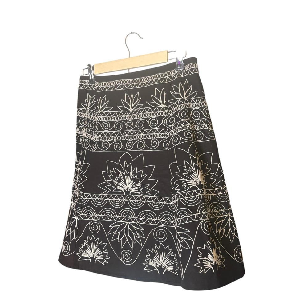 🔴5 for $40 Talbots Petites Black ALine Skirt Floral Embroidered Lined Side Zip 6 - Picture 3 of 7